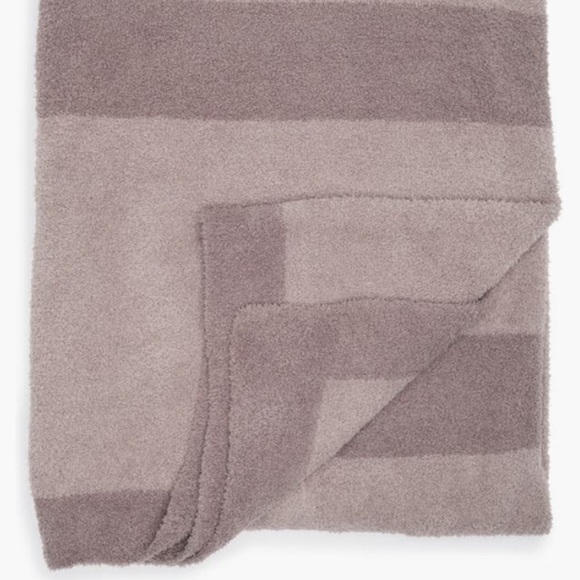 NWT Barefoot Dreams Color Block Beach Rock CozyChic Soft Blanket - Picture 3 of 3